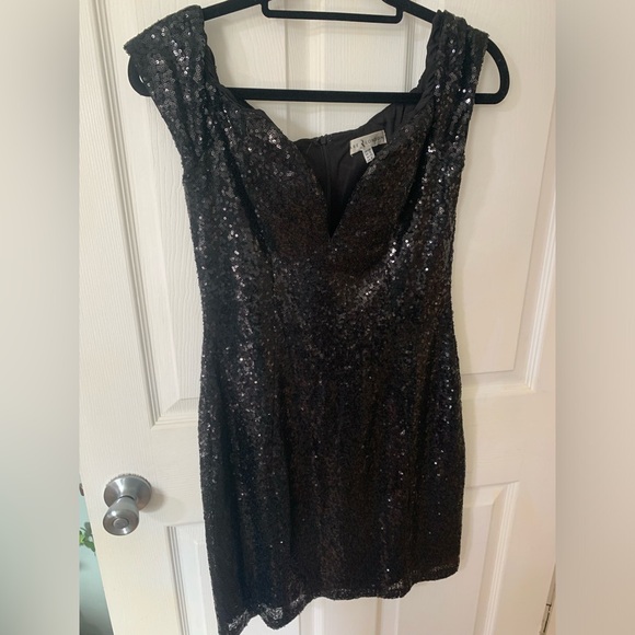 Rare London Dresses & Skirts - Women’s black dress.